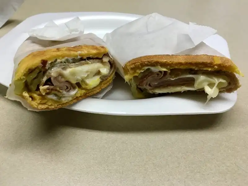 wanderlust_tips_17_mon_an_nen_thu_o_cuba_15