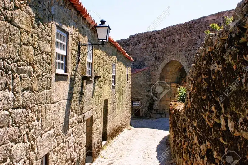 7 điểm đến để khám phá một Bồ Đào Nha mới mẻ 9 Historical village of Sortelha, Portugal