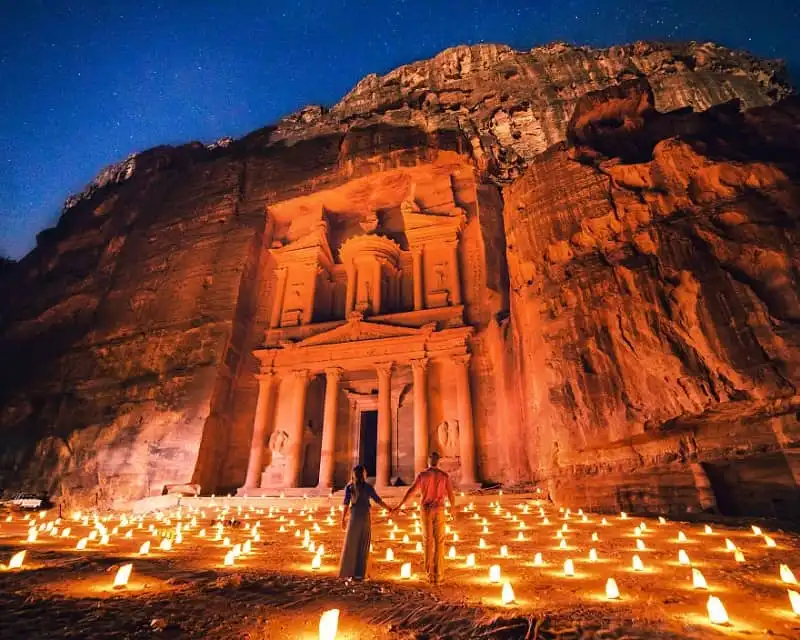 Gặp gỡ cặp đôi từ bỏ công việc để đi du lịch 70 nước 5 wanderlust_tips_gap_go_cap_doi_tu_bo_cong_viec_du_lich_70_nuoc_1