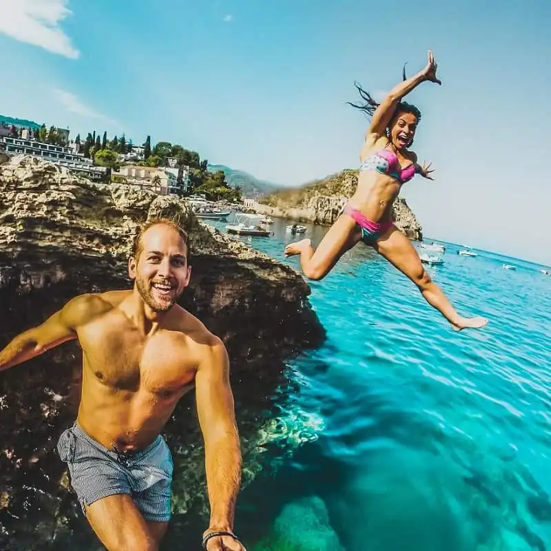 Gặp gỡ cặp đôi từ bỏ công việc để đi du lịch 70 nước 10 wanderlust_tips_gap_go_cap_doi_tu_bo_cong_viec_du_lich_70_nuoc_6