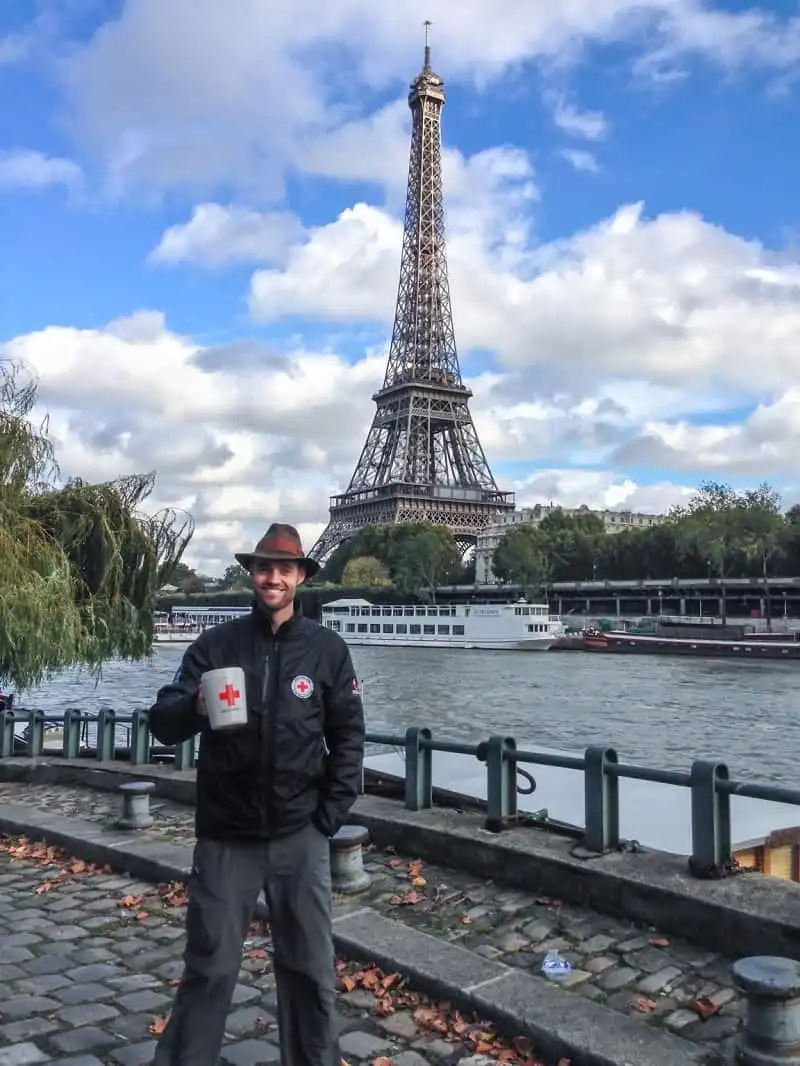 wanderlust_tips_nguoi-dan-ong-chu-du-hon-100-nuoc-ma-chua-tung-bay- (6)