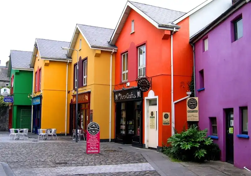 wanderlust_tips_nhung-con-pho-ruc-ro-nhat-the-gioi-4