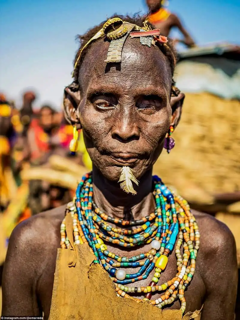 wanderlust_tips_phu-nu-tho-dan-Ethiopia- (7)