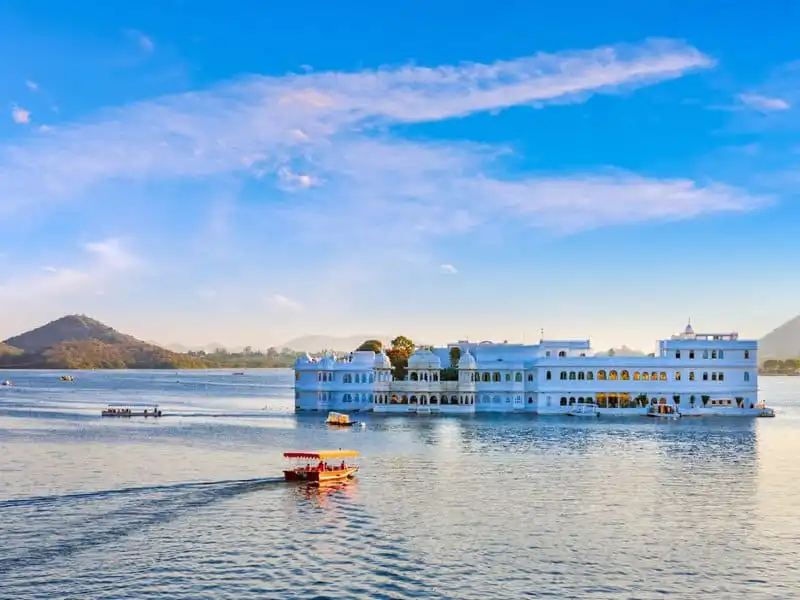 Wanderlust_tips_35-diem-phai-den-mot-lan-trong-doi-danh-cho-cac-cap-doi-9