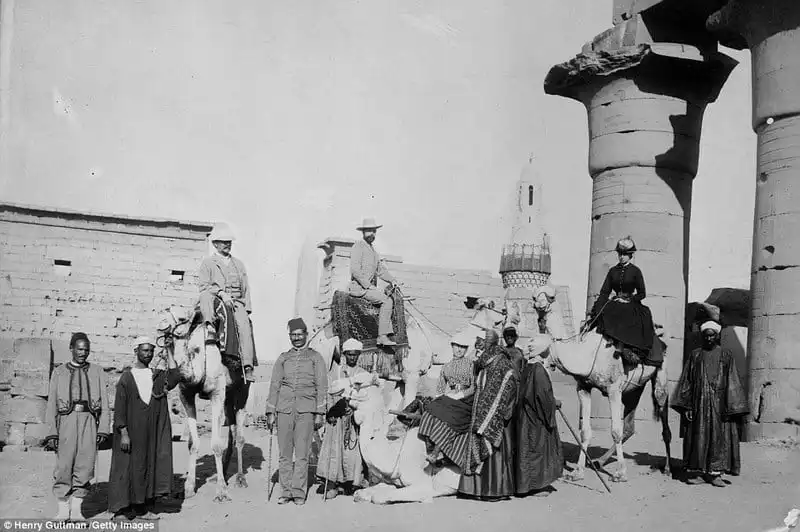 Wanderlust_tips_He-lo-bat-ngo-thu-vi-du-lich-kieu-xua-9