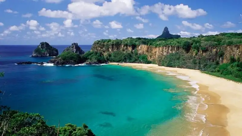 wanderlust-tips-25-bai-bien-tuyet-nhat-the-gioi-2017-theo-tripadvisor-1