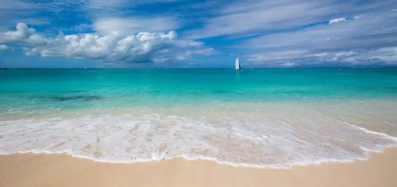 wanderlust-tips-25-bai-bien-tuyet-nhat-the-gioi-2017-theo-tripadvisor-2