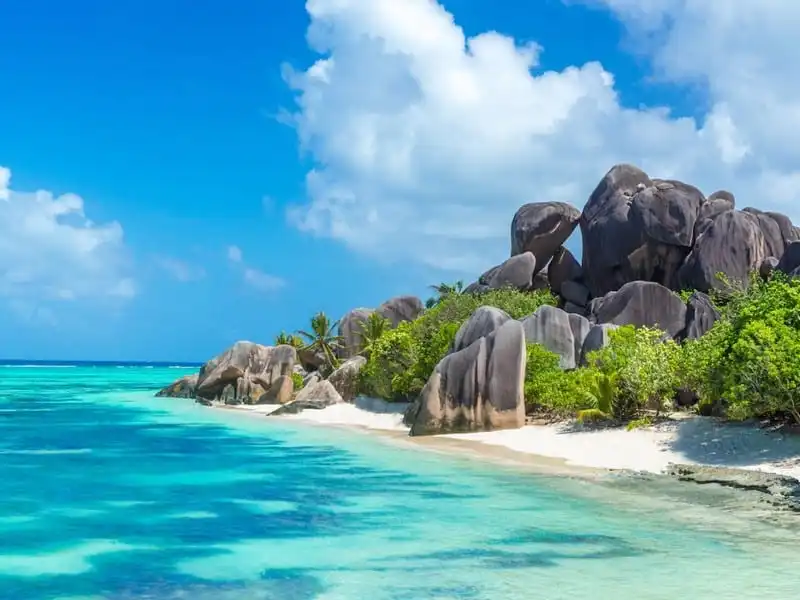 wanderlust-tips-cac-cap-doi-phai-den-35-diem-nay-mot-lan-trong-doi-14