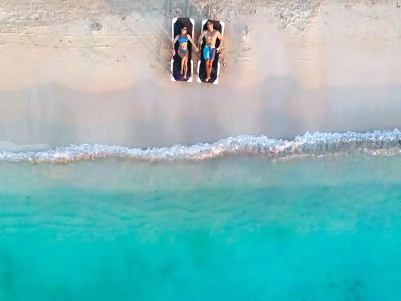 wanderlust-tips-cap-doi-bo-viec-de-cung-toi-nhung-noi-lang-man-nhat-the-gioi-10