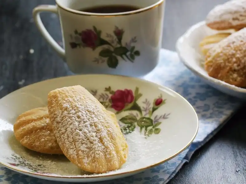 wanderlust-tips-chet-me-voi-27-mon-trang-mieng-ngot-ngao-cua-nuoc-phap-9