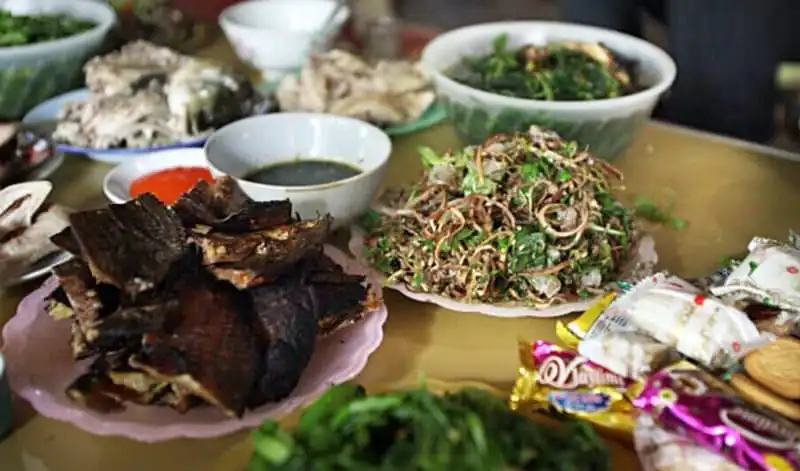 wanderlust-tips-dac-san-goi-ca-cua-nguoi-thai-o-dien-bien-5