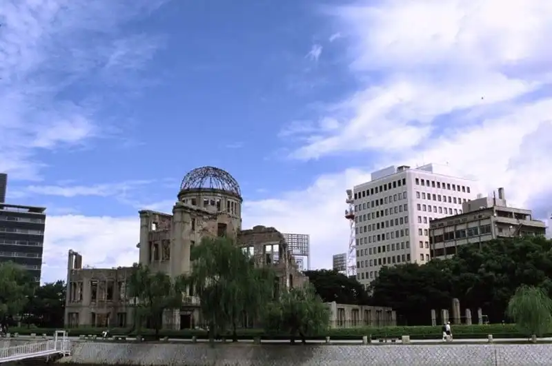 wanderlust-tips-dia-diem-du-lich-dep-nhat-nhat-ban-phai-den-trong-mua-xuan-nay-1