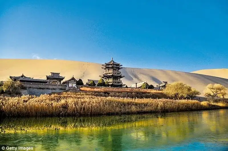 Dự án tái tạo Con đường tơ lụa trị giá 5.000 tỷ đô la 5 wanderlust-tips-du-an-tai-tao-con-duong-to-lua-tri-gia-5000-ty-usd-1