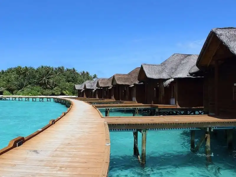 wanderlust-tips-goi-y-cac-diem-du-lich-tuyet-nhat-cho-moi-thang-10