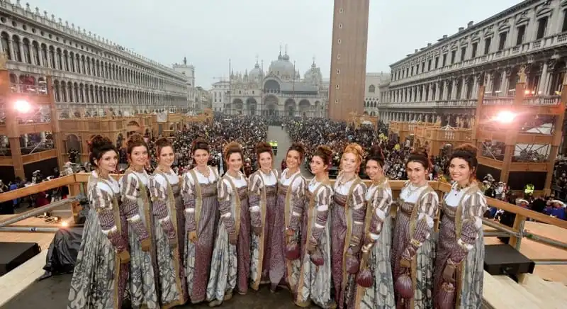 Tưng bừng lễ hội Carnival Venice 2017 13 wanderlust-tips-le-hoi-carnival-o-venice-2017-13