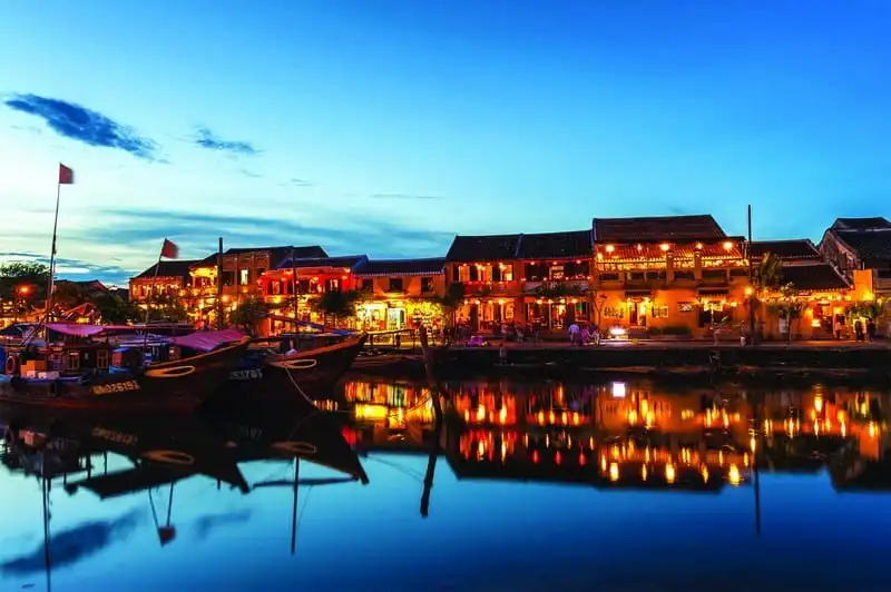 wanderlust-tips-rough-guides-binh-chon-10-diem-du-lich-dep-nhat-viet-nam-1
