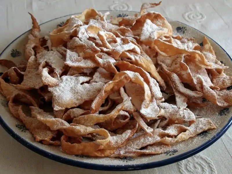 wanderlust-tips-say-me-voi-20-mon-trang-mieng-tru-danh-cua-y-16