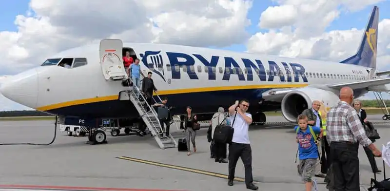 wanderlust_tips_Ryanair-khai-thac-them-15duongbay-moi-toi-Israel-2