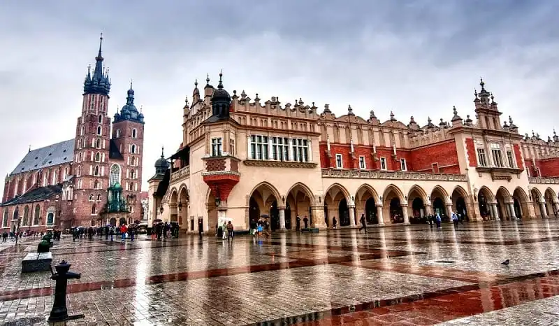 Hội nghị quốc tế Đạo đức và Du lịch lần 3 được tổ chức tại Ba Lan 5 wanderlust_tips_hoi-nghi-quoc-te-dao-duc-du-lich-lan3-o-Balan-1