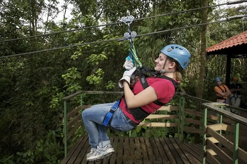 Wanderlust_Tips_top-6-trai-nghiem-tuyet-voi-tren-quoc-dao-saint-lucia-1-1