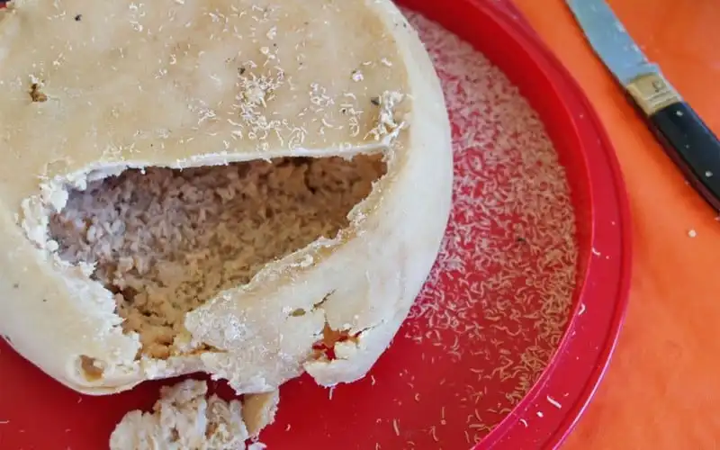 wanderlust-tip-pho-mat-thoi-day-gioi-mon-dac-san-kinh-di-cua-nguoi-italy-3