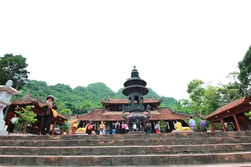 wanderlust-tips-biet-chien-nam-thien-giua-nui-rung-huong-son-13