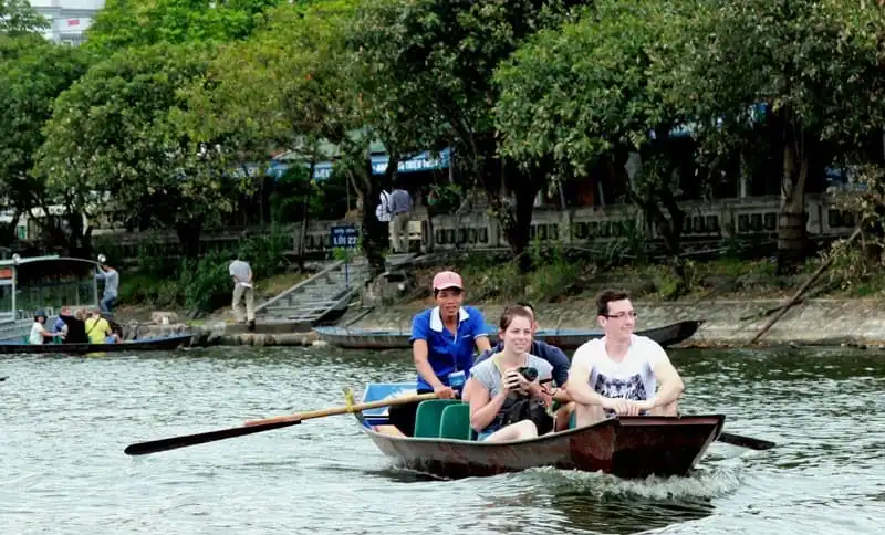 wanderlust-tips-biet-chien-nam-thien-giua-nui-rung-huong-son-3