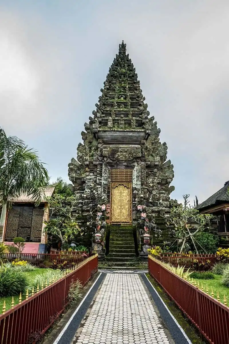 wanderlust-tips-cap-doi-du-hi-thien-duong-bali-chi-voi-9-trieu-dong-6