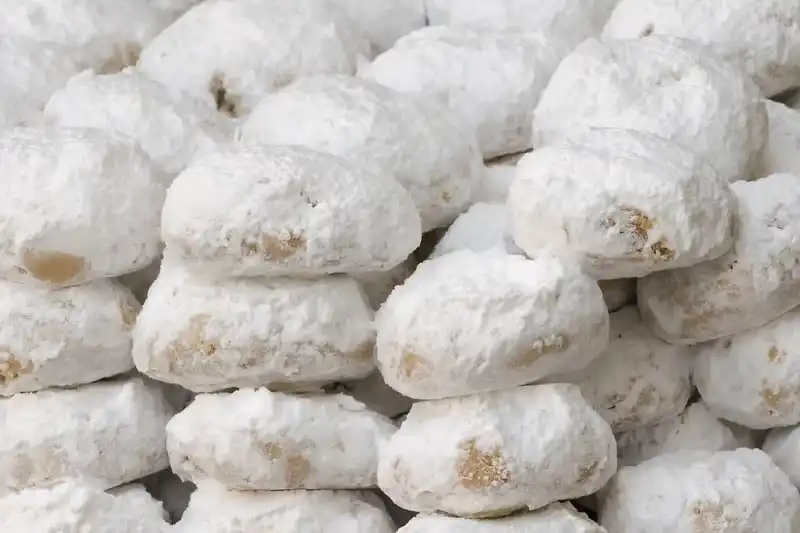 wanderlust-tips-chet-me-voi-18-mon-trang-mieng-noi-tieng-cua-hy-lap-8