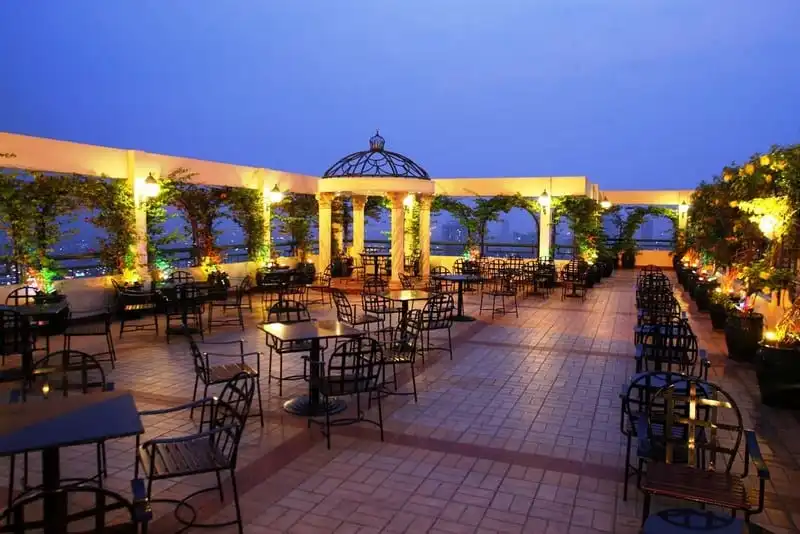 wanderlust-tips-chuong-trinh-am-thuc-hap-dan-tai-khach-san-windsor-plaza-1