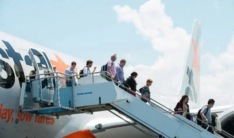 wanderlust-tips-jetstar-pacific-khai-truong-duong-bay-quoc-te-da-nang-hong-kong-1