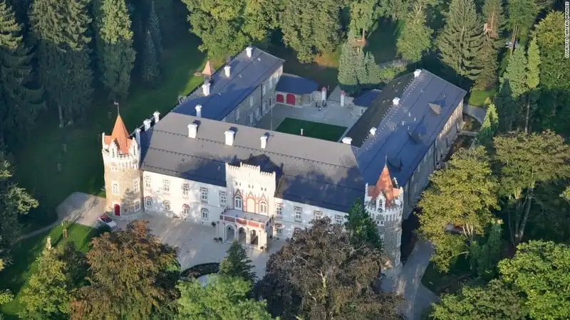 wanderlust-tip-15-lau-dau-nguy-nga-va-trang-le-nhat-hanh-tinh-10