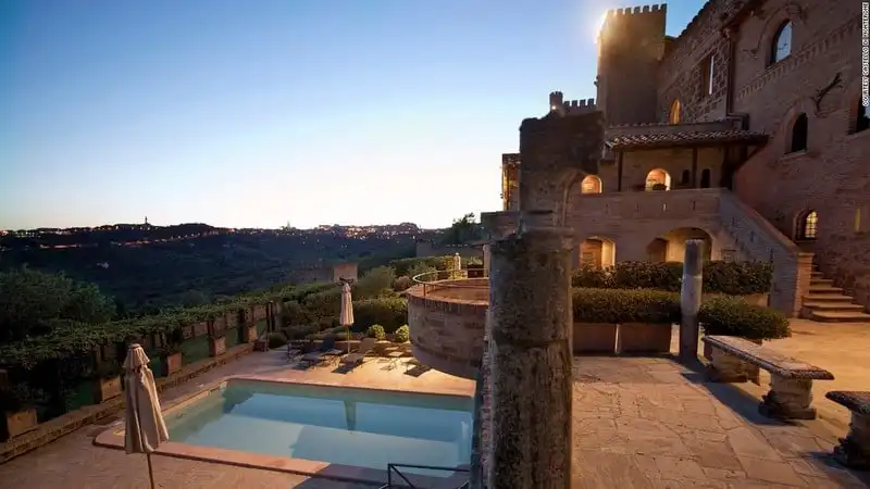 wanderlust-tip-15-lau-dau-nguy-nga-va-trang-le-nhat-hanh-tinh-3