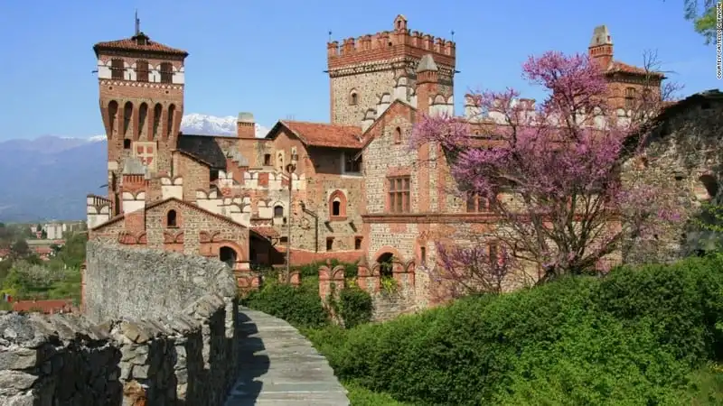 wanderlust-tip-15-lau-dau-nguy-nga-va-trang-le-nhat-hanh-tinh-6