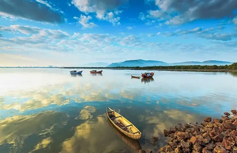 7 địa điểm nhất định phải tới khi đi du lịch Bình Định 18 wanderlust-tip-7-diem-den-tuyet-voi-ban-nhat-thiet-phai-ghe-qua-khi-du-lich-binh-dinh-14