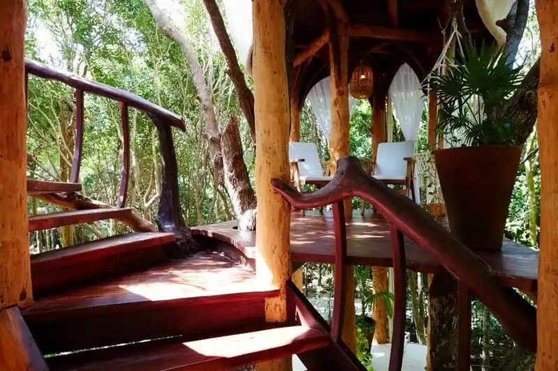 wanderlust-tip-9-khach-san-tren-cay-dep-va-doc-dao-nhat-the-gioi-8