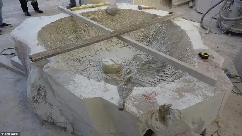 wanderlust-tip-choang-vang-voi-bon-tam-co-gia-trieu-do-tu-quoc-gia-ban-vang-bang-can-7