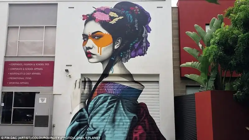 wanderlust-tip-nhung-dia-diem-co-nghe-thuat-duong-pho-an-tuong-nhat-hanh-tinh-2