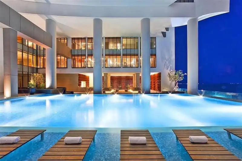 wanderlust-tips-10-resort-tuong-nhat-cua-viet-nam-tren-bao-nuoc-ngoai-1