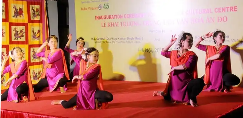 Khai trương Trung tâm văn hóa Ấn Độ tại Hà Nội 5 wanderlust-tips-khai-truong-trung-tam-van-hoa-tai-ha-noi-1