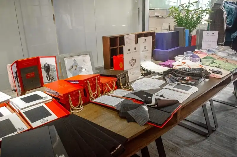 wanderlust-tips-vietnam-bespoke-shop-cau-chuyen-ve-nghi-thuc-an-mac-cua-phai-manh-4