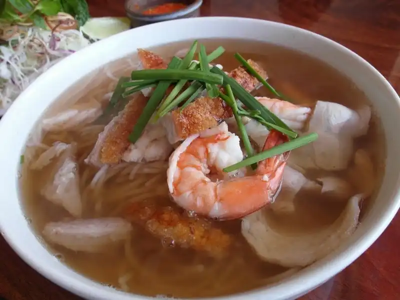 wanderlust-tip-bun-nuoc-leo-mon-ngon-noi-danh-cua-ca-mau-4