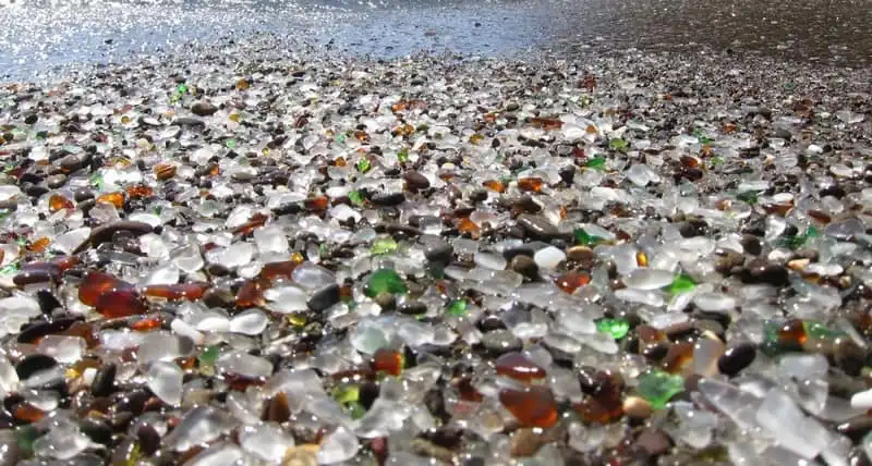 wanderlust-tip-canh-bao-nguy-co-bai-bien-thuy-tinh-bien-mat-1