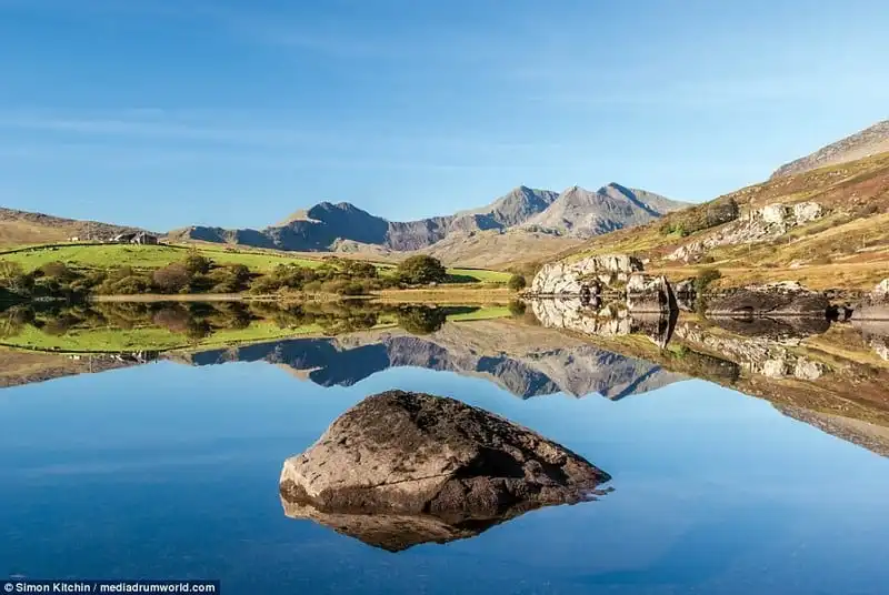 wanderlust-tip-chiem-nguong-bo-anh-tuyet-dep-ve-xu-wales-vung-dat-cua-rong-12