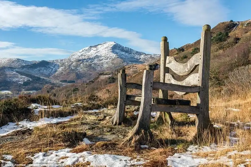 wanderlust-tip-chiem-nguong-bo-anh-tuyet-dep-ve-xu-wales-vung-dat-cua-rong-13