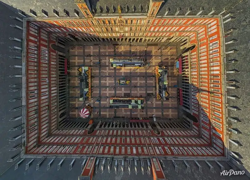 wanderlust-tip-choang-ngop-voi-hinh-anh-nhung-thanh-pho-voi-goc-nhin-thang-dung15