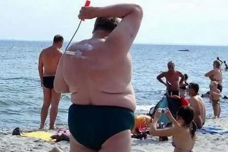 wanderlust-tip-du-lich-bien-mua-va-nhung-su-co-cuoi-ra-nuoc-mat-6