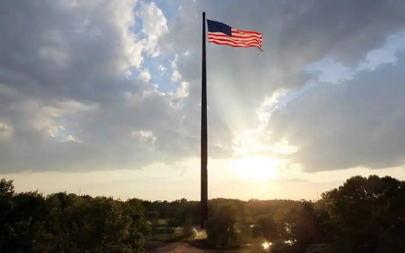 wanderlust-tip-hoa-mat-chong-mat-voi-18-dia-diem-cao-nhat-gioi-11