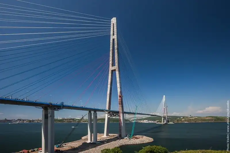 wanderlust-tip-kinh-ngac-truoc-20-cay-cau-co-kien-truc-doc-dao-nhat-hanh-tinh-19