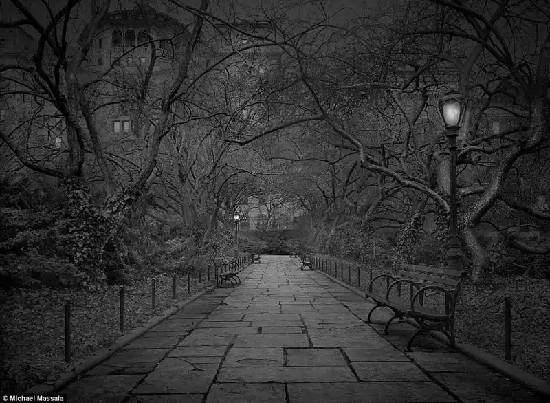 wanderlust-tip-ve-dep-khac-la-vao-ban-dem-cua-cong-vien-central-park-3